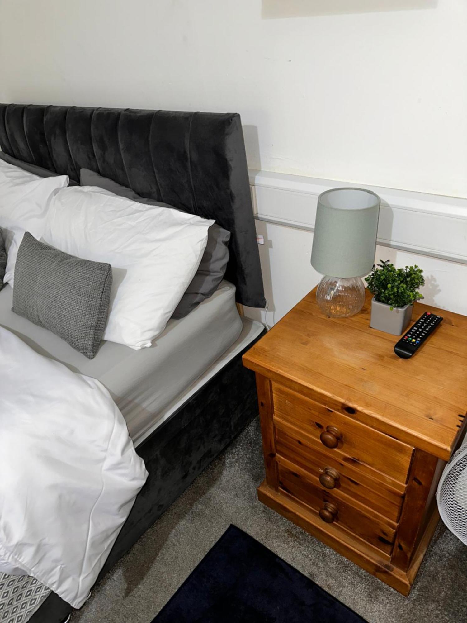 Lincoln City Centre Rooms P&S Exterior photo